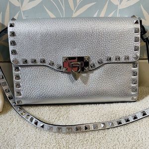 Valentino Garavani Rockstud Medium Shoulder Bag